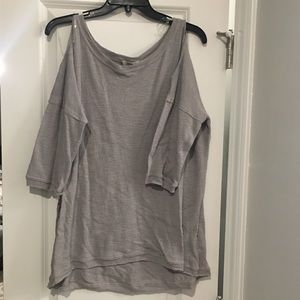 Boutique cold shoulder top